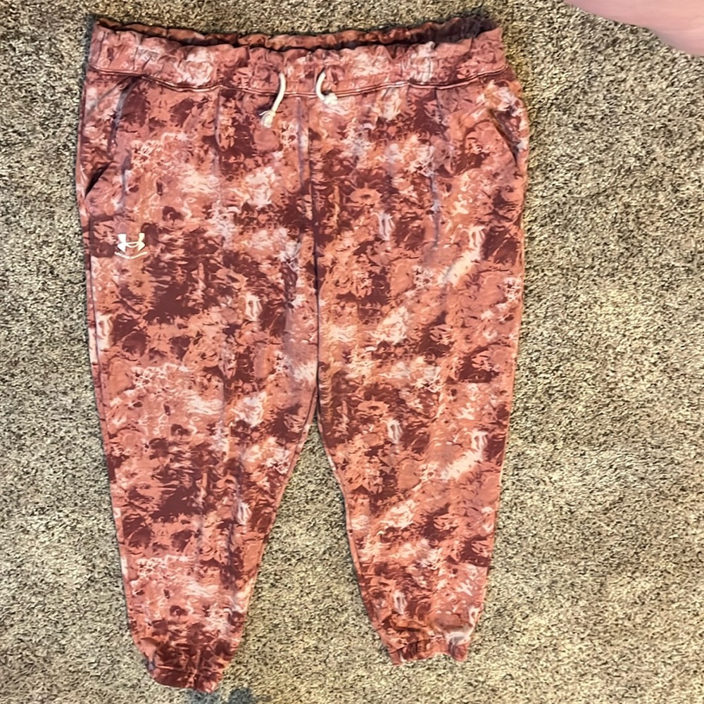 Under Armour sweats